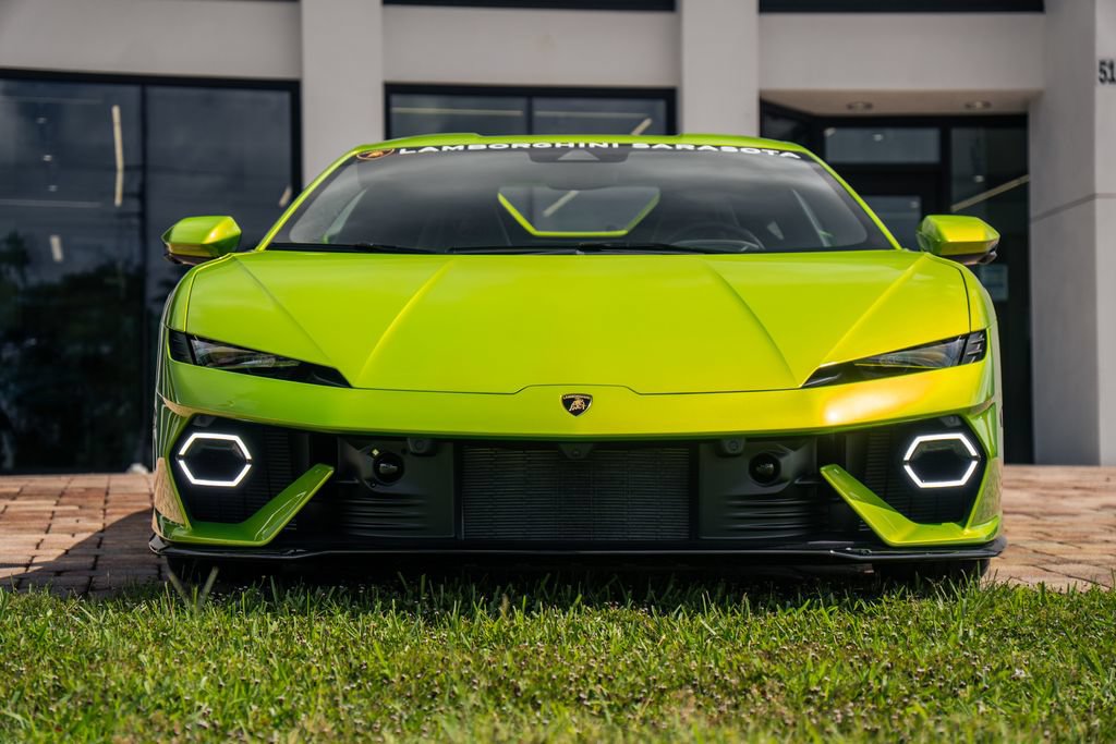 Used 2026 Lamborghini Temerario AWD/4WD image 8