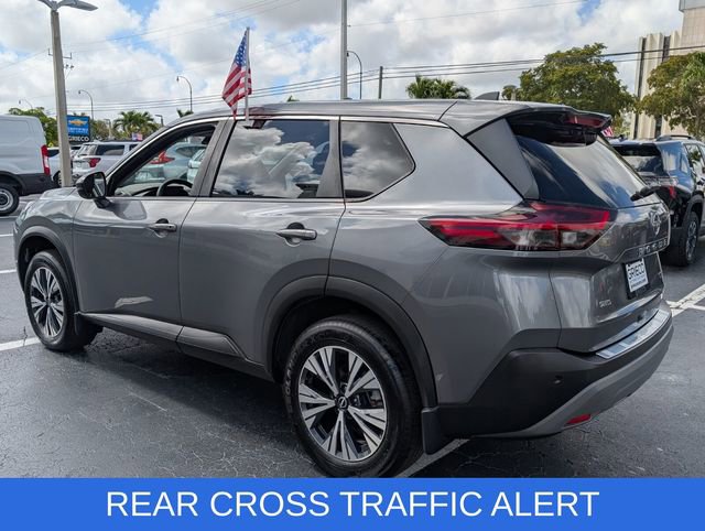 Used 2022 Nissan Rogue SV image 5