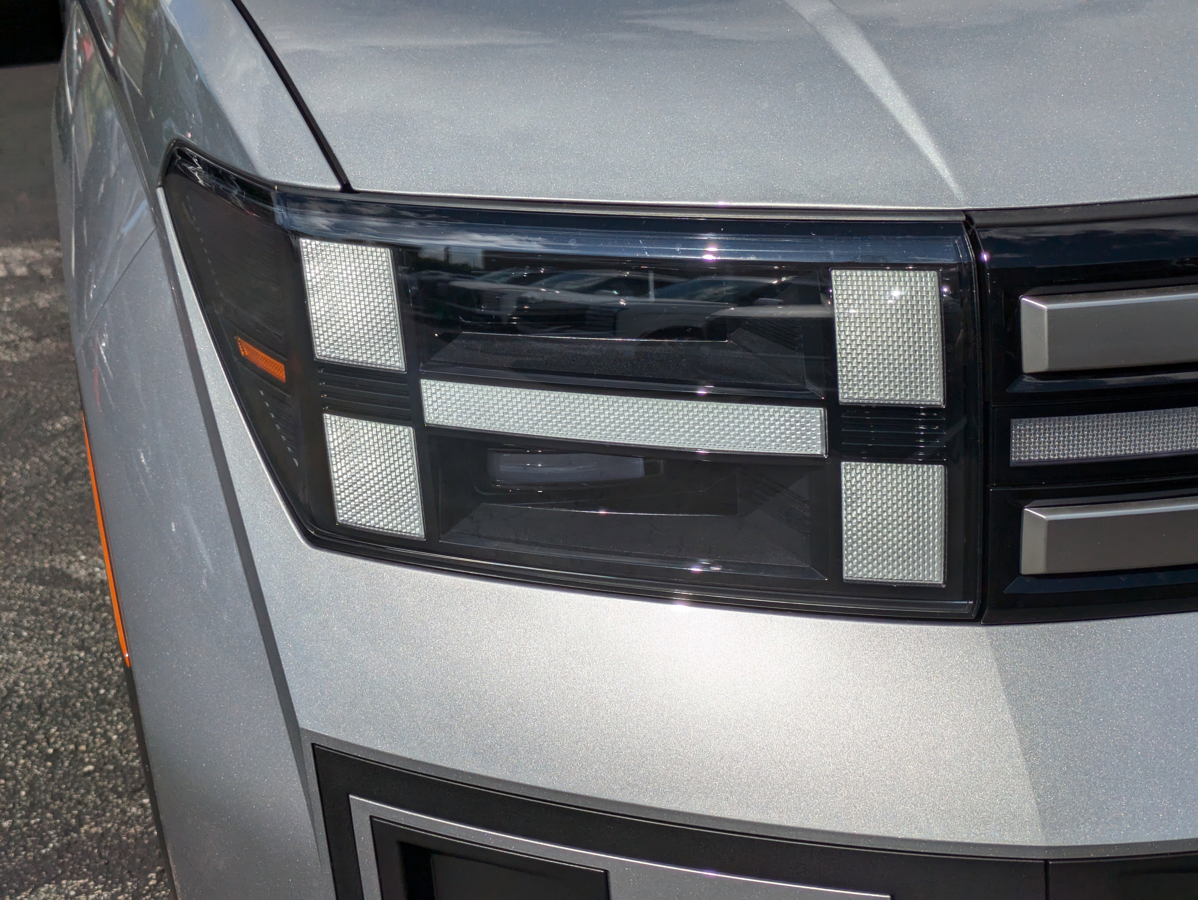 New 2026 Hyundai Santa Fe SE image 10