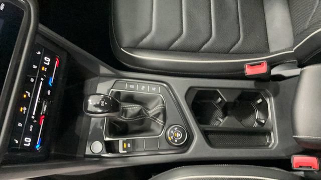 Used 2024 Volkswagen Tiguan SEL R-Line AWD/4WD image 14