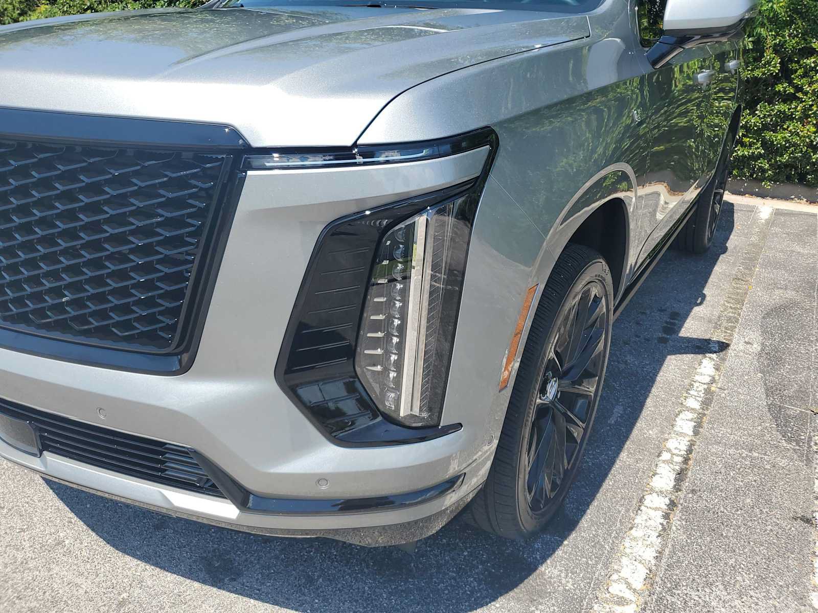 Used 2025 Cadillac Escalade Sport Platinum AWD/4WD image 10