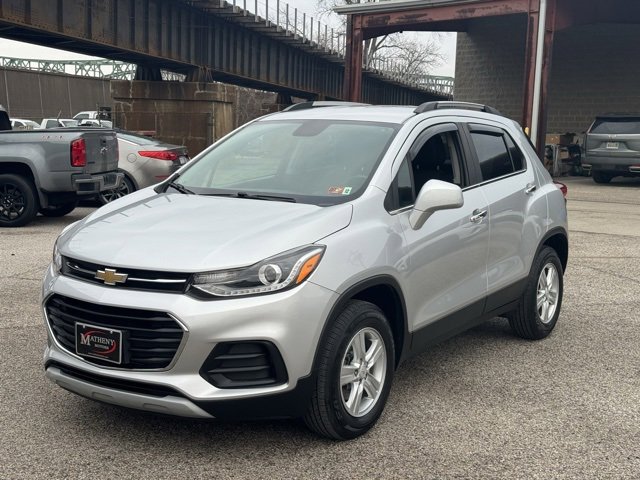 Used 2019 Chevrolet Trax LT w/ LT Convenience Package image 1