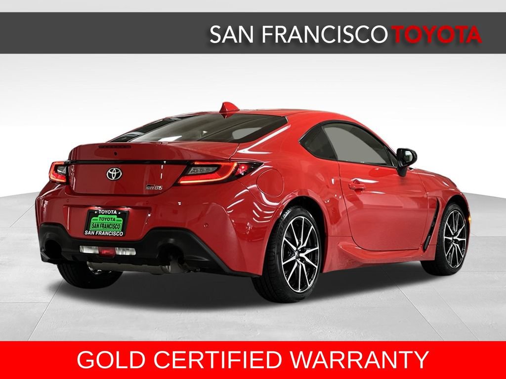 Certified 2025 Toyota GR86 w/ ALL Weather Mat Package (TMS) RWD image 5