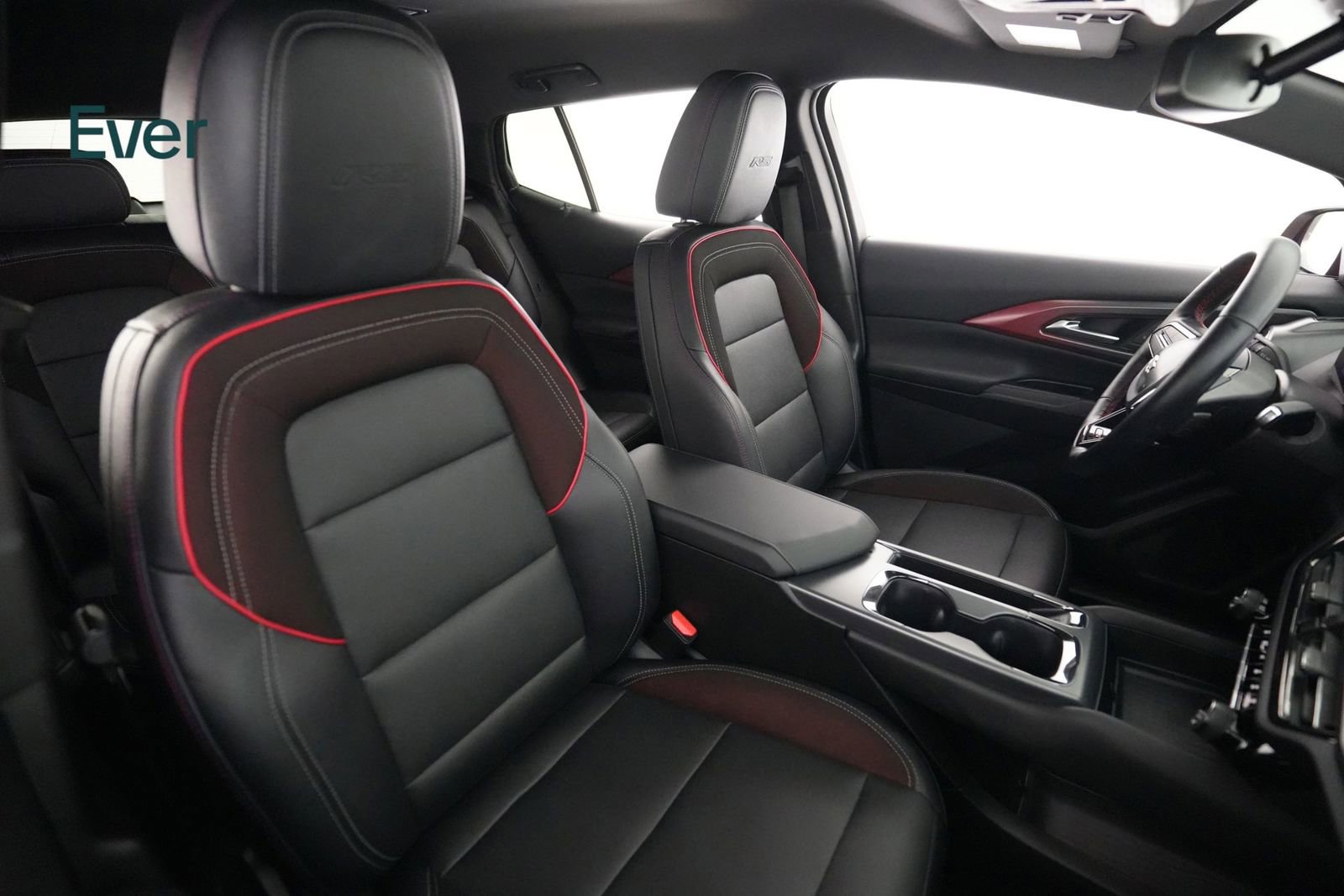 Used 2024 Chevrolet Equinox EV RS FWD image 23