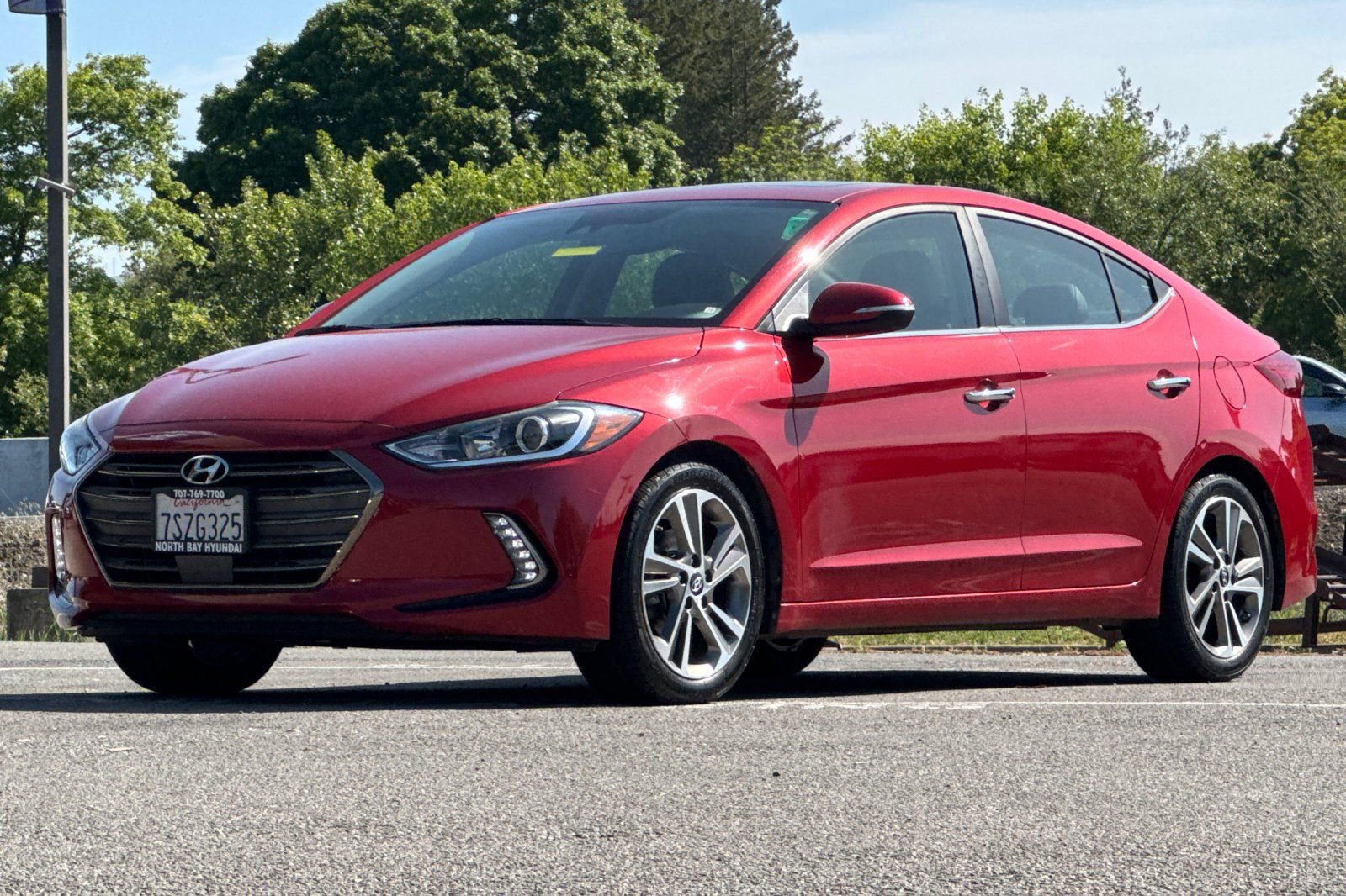 Used 2017 Hyundai Elantra Limited w/ Limited Ultimate Package 05 FWD image 8