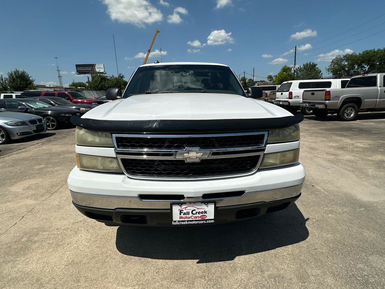 Used 2007 Chevrolet Silverado 1500 LT w/ Extended Cab Value Package AWD/4WD image 8