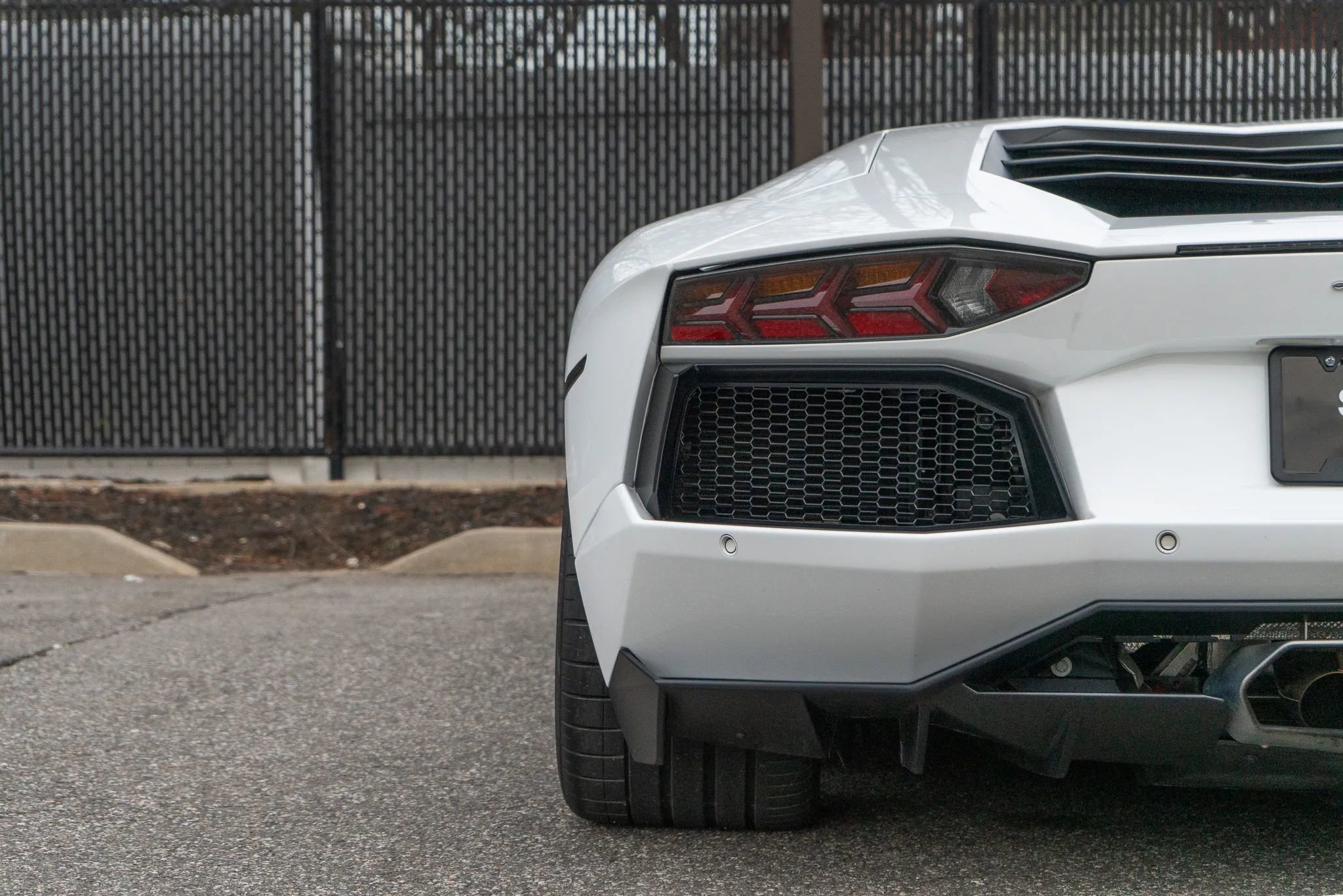 Used 2017 Lamborghini Aventador LP 700-4 image 27