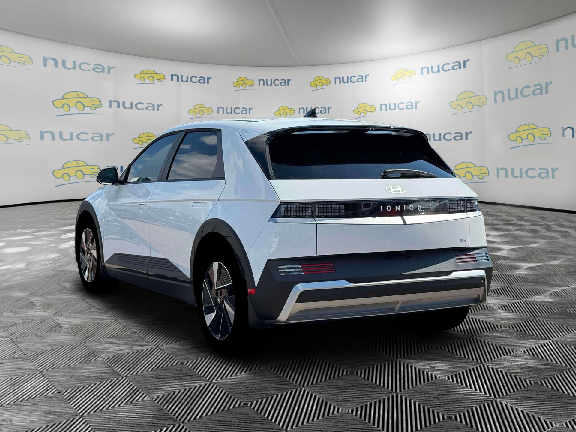 New 2026 Hyundai Ioniq 5 SEL image 5