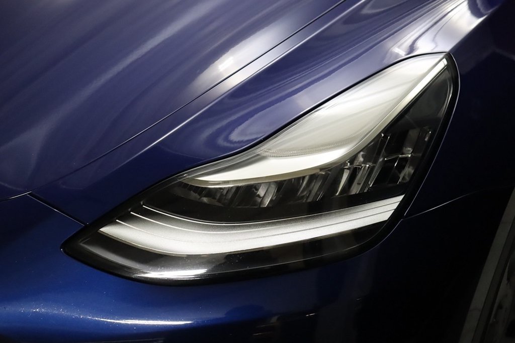 Used 2023 Tesla Model Y Performance AWD/4WD image 4