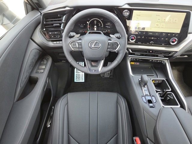 New 2026 Lexus TX 500h AWD image 4