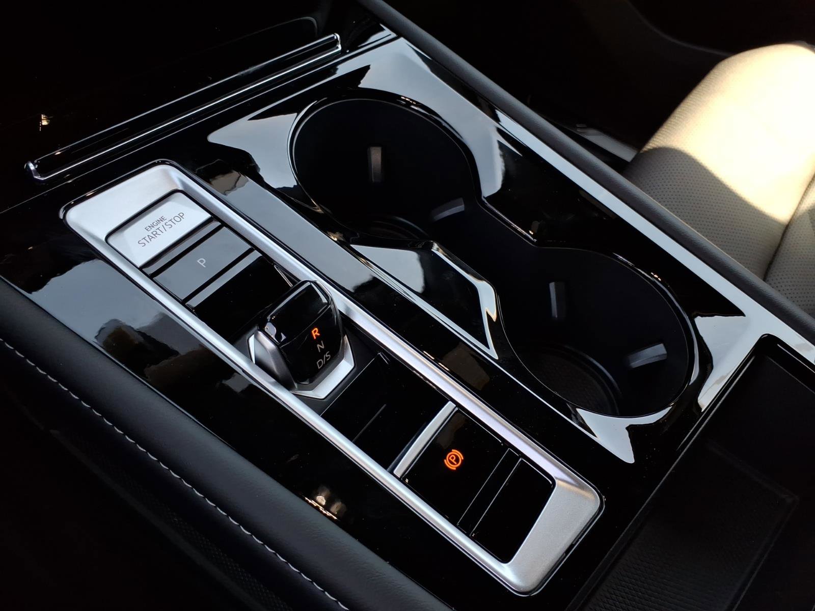 New 2026 Volkswagen Atlas Cross Sport SE image 20