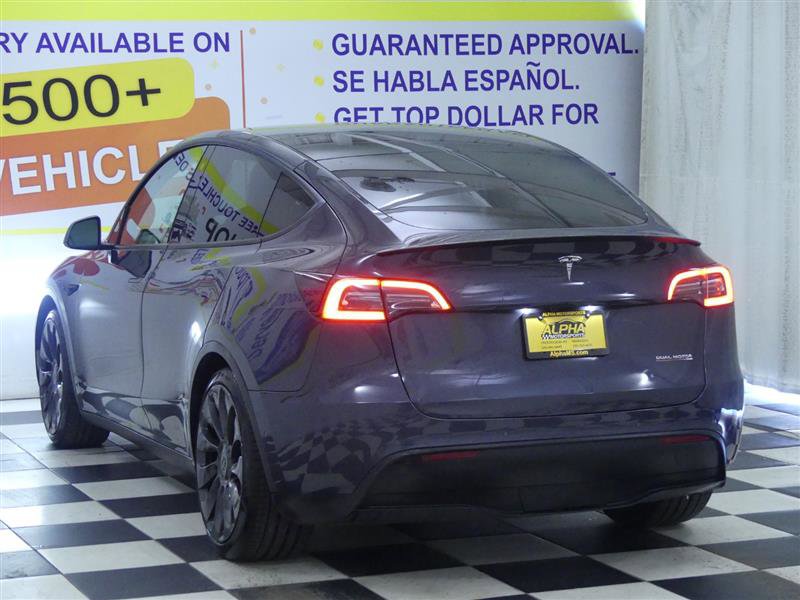 Used 2021 Tesla Model Y Performance image 3