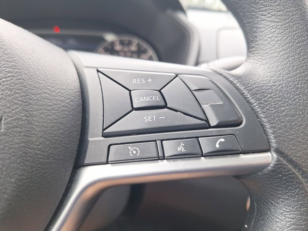 Used 2024 Nissan Altima 2.5 SV FWD image 14