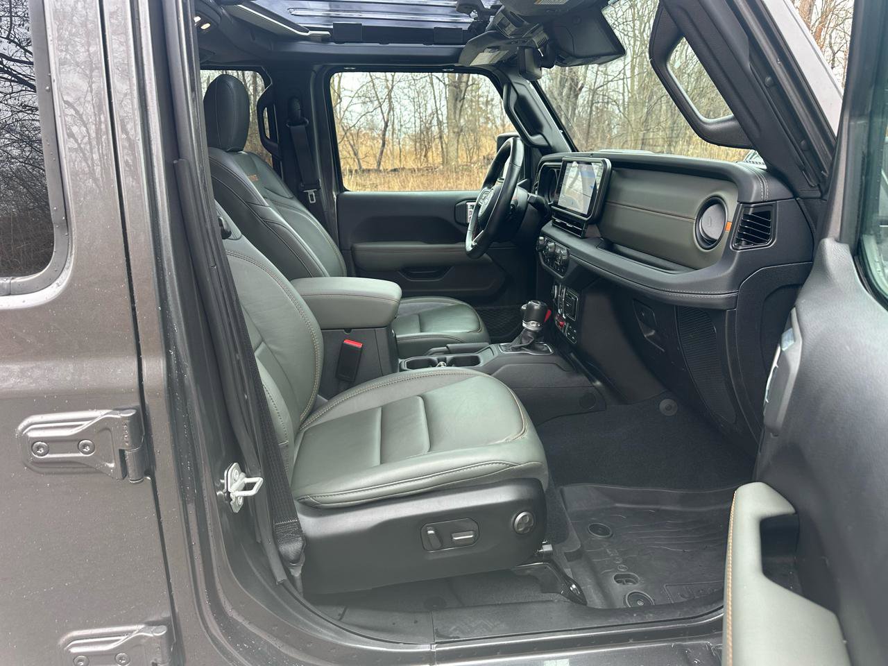 Used 2024 Jeep Gladiator Mojave image 14