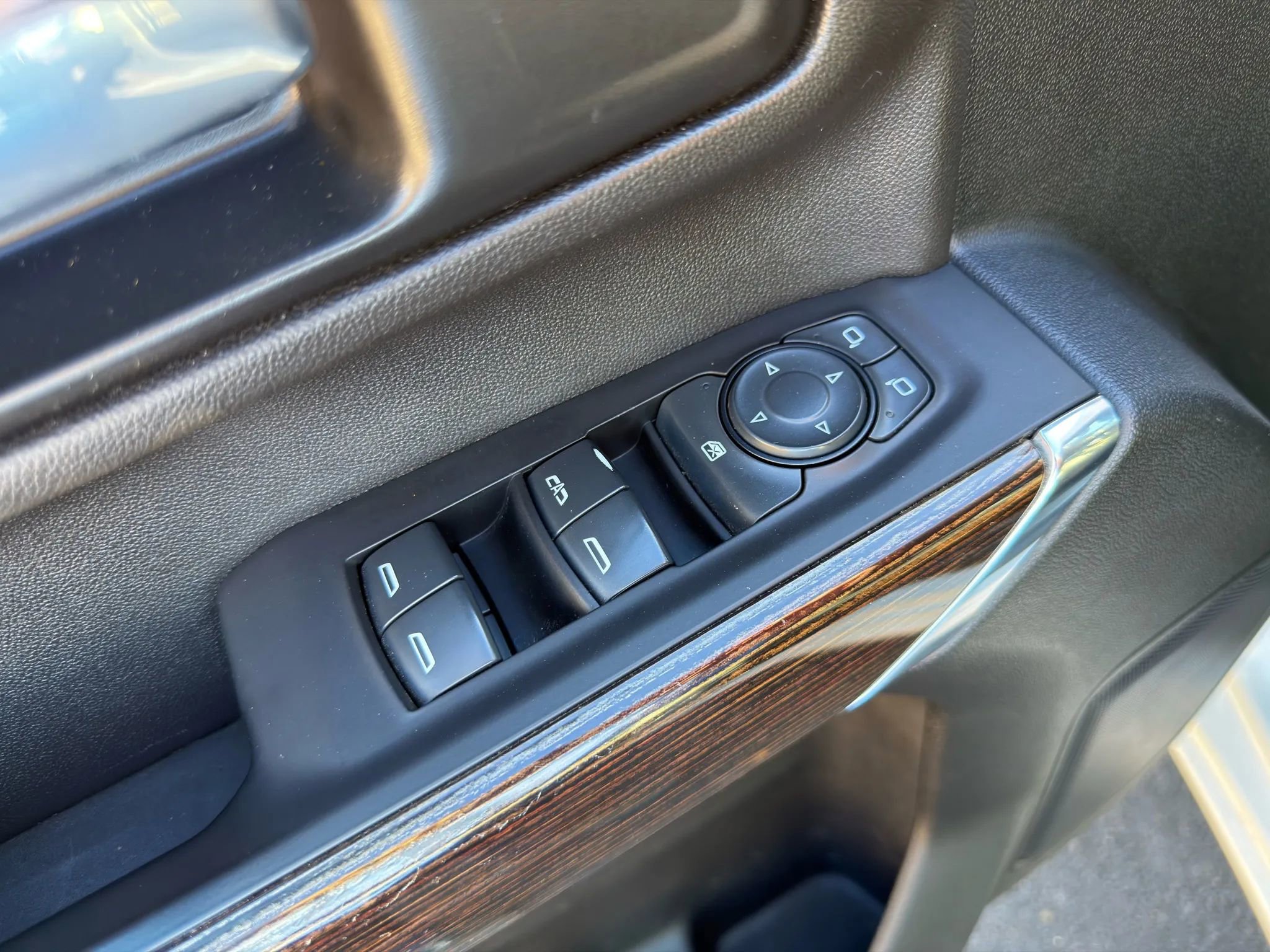 Used 2021 GMC Sierra 2500 SLE image 37