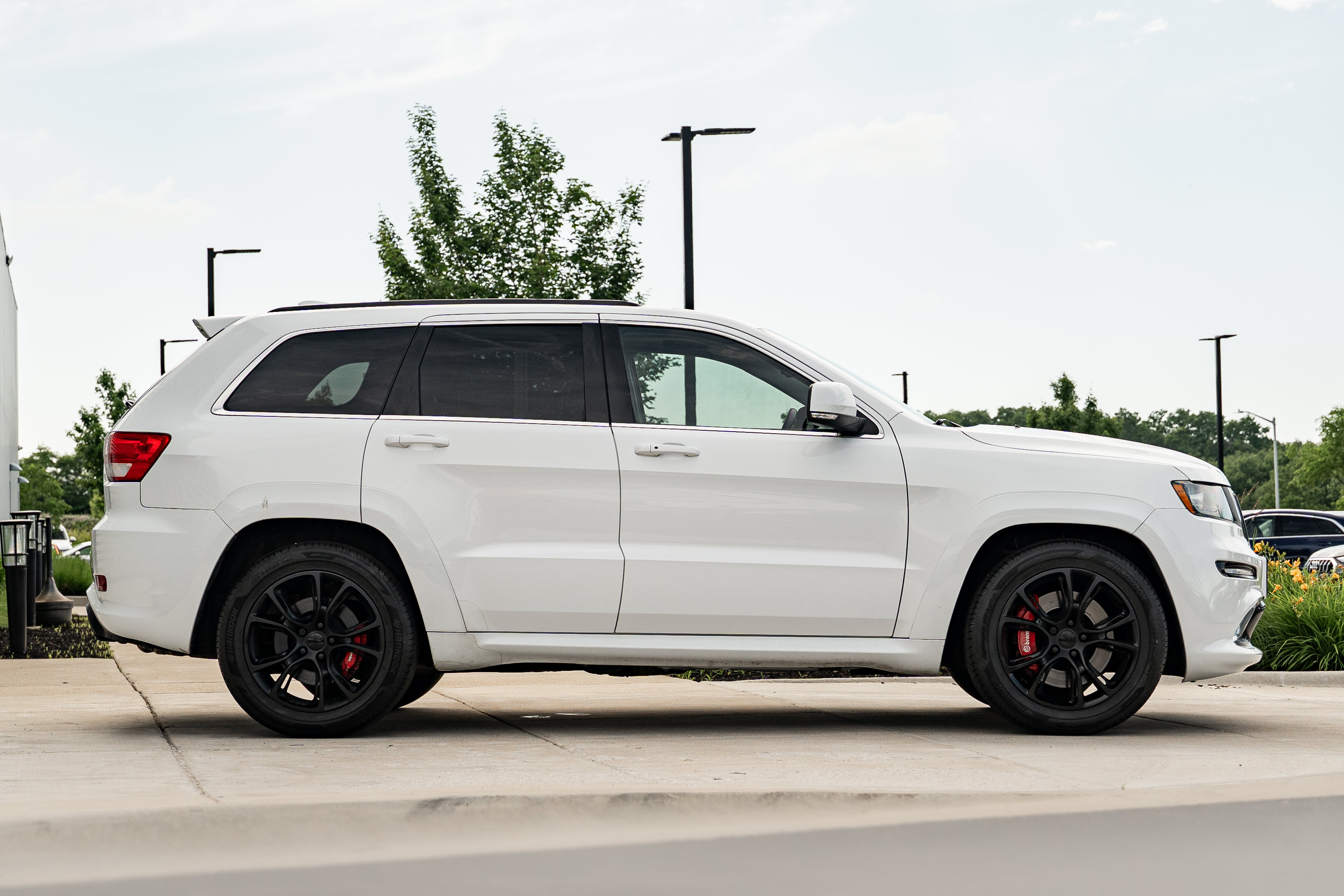 Used 2013 Jeep Grand Cherokee SRT8 AWD/4WD image 2