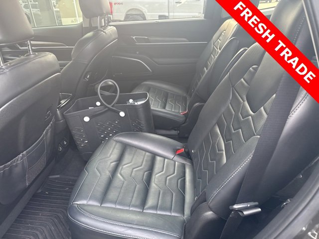 Used 2020 Kia Telluride SX w/ SX Prestige Package image 8