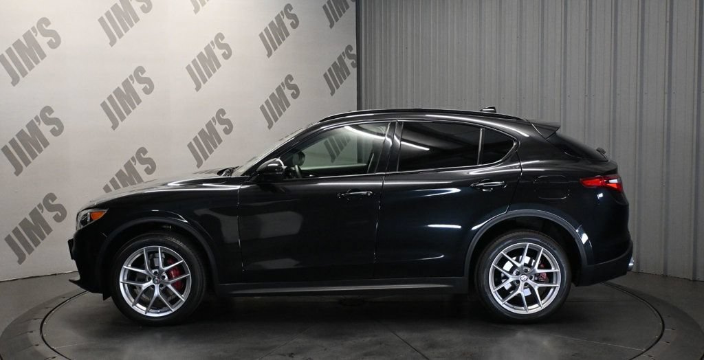 Used 2019 Alfa Romeo Stelvio Sport w/ Quick Order Package 22K Sport RWD image 5