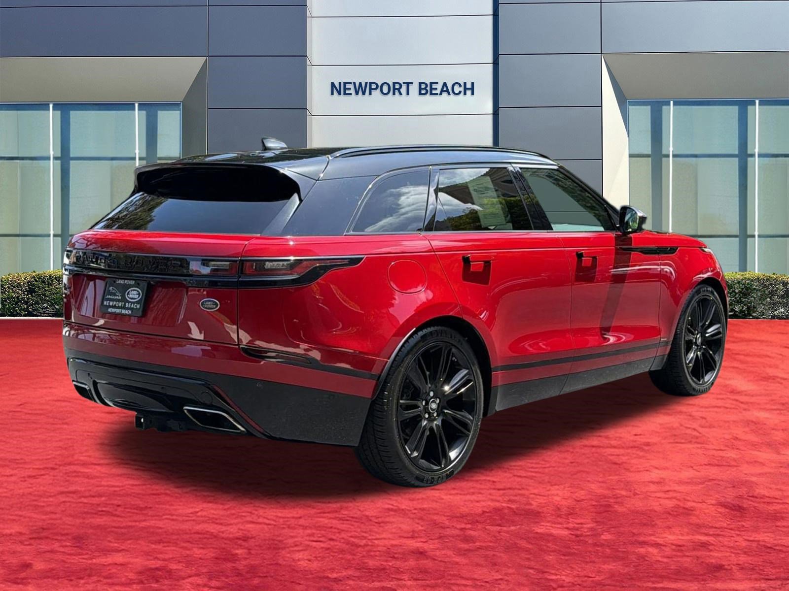 Used 2018 Land Rover Range Rover Velar R-Dynamic HSE AWD/4WD image 9