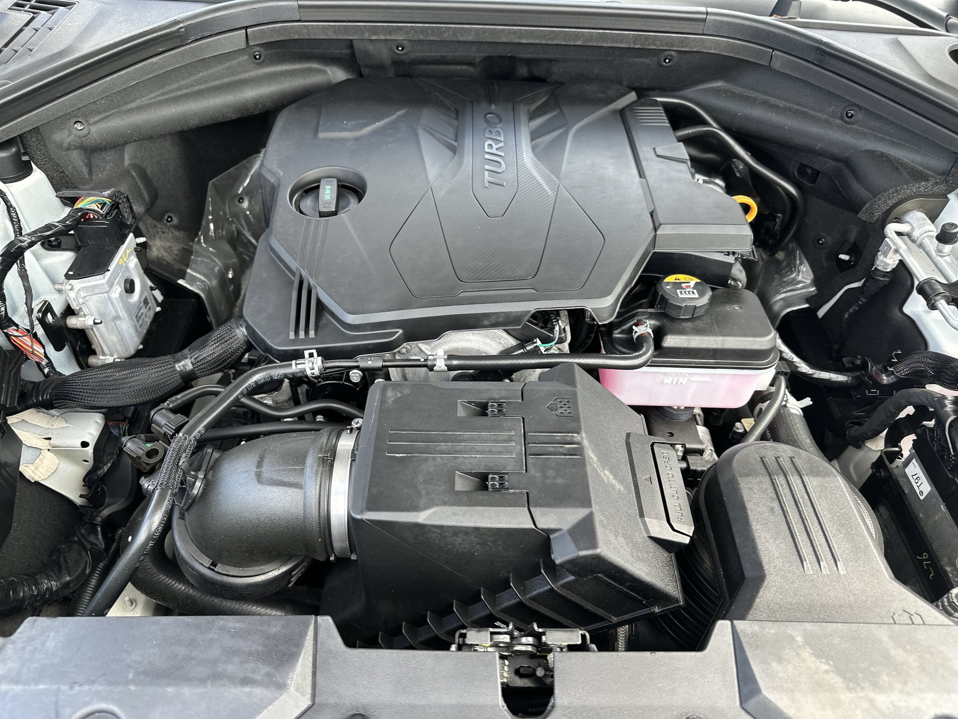 Used 2025 Genesis GV70 2.5T AWD/4WD image 19