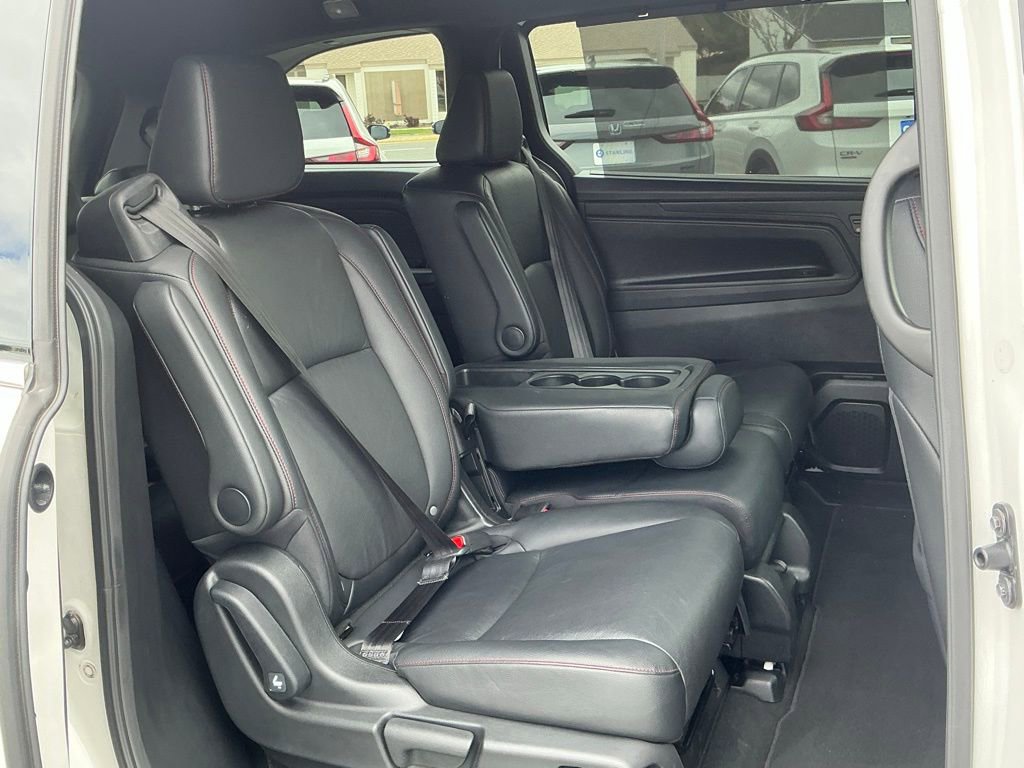 Certified 2025 Honda Odyssey Sport-L image 16