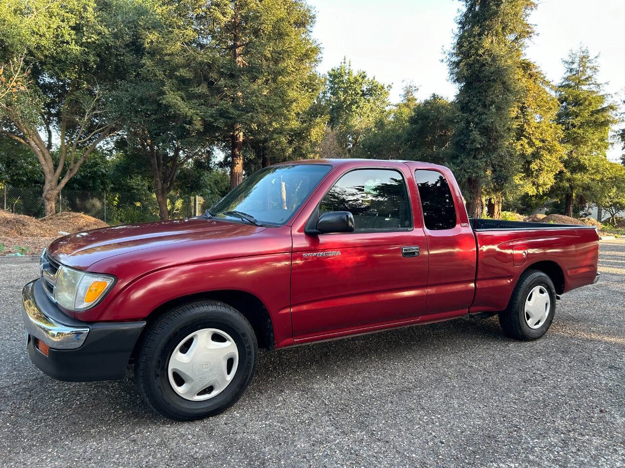 Used 1999 Toyota Tacoma 2WD Xtracab image 4