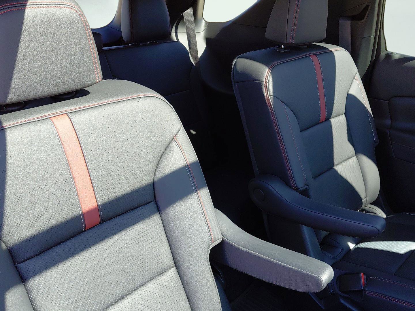 Used 2024 Chevrolet Traverse RS image 15