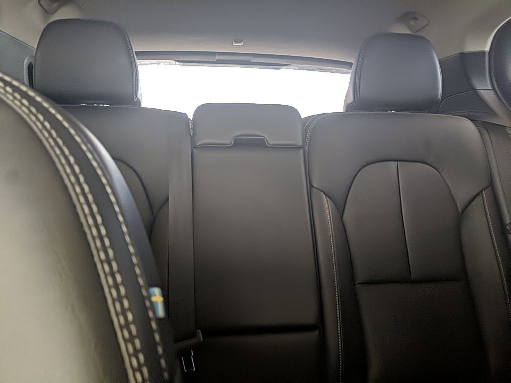 Used 2023 Volvo XC40 B5 Plus w/ Driver Assist Package image 29