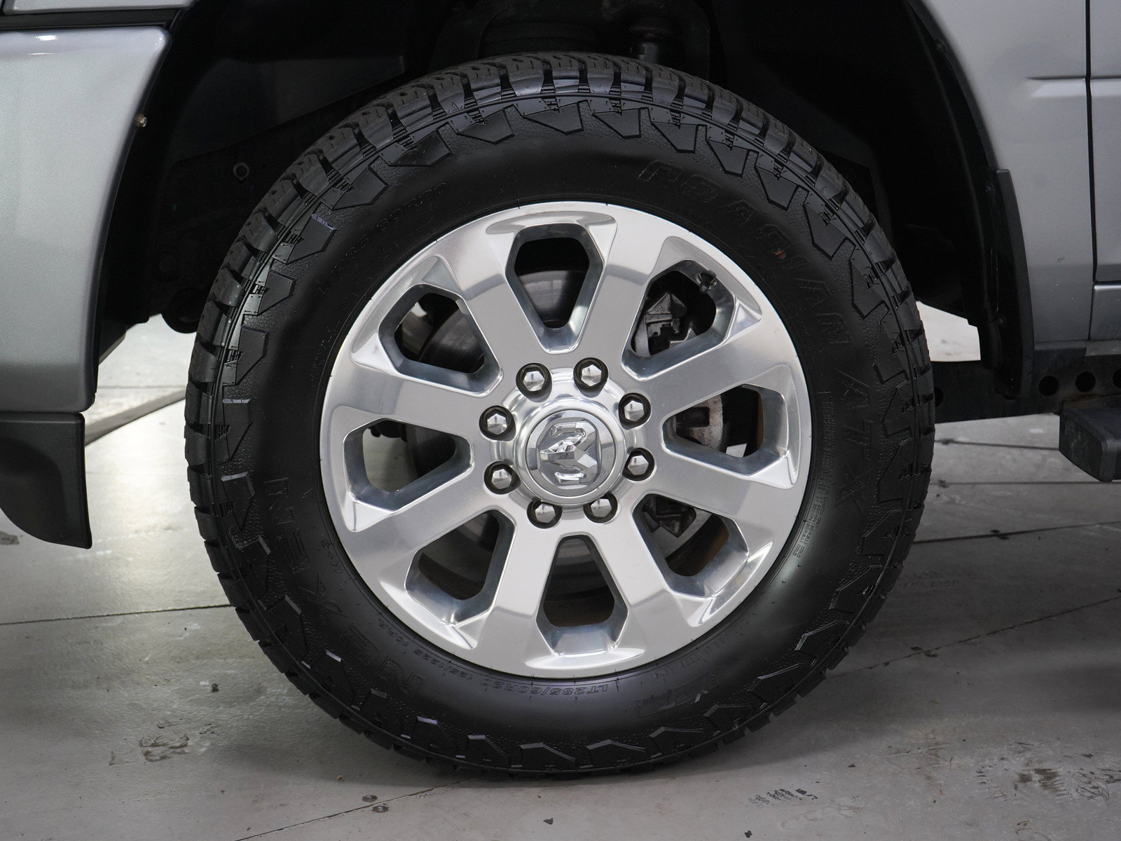 Used 2022 RAM 2500 Big Horn w/ Level C Equiment Group AWD/4WD image 29