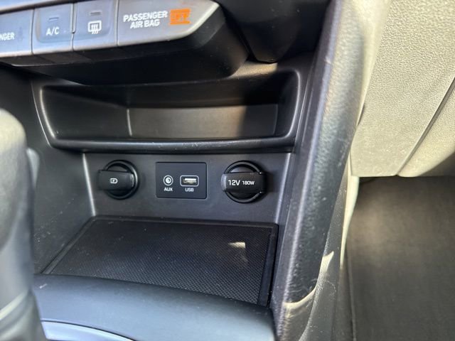 Used 2019 Hyundai Kona SE image 32