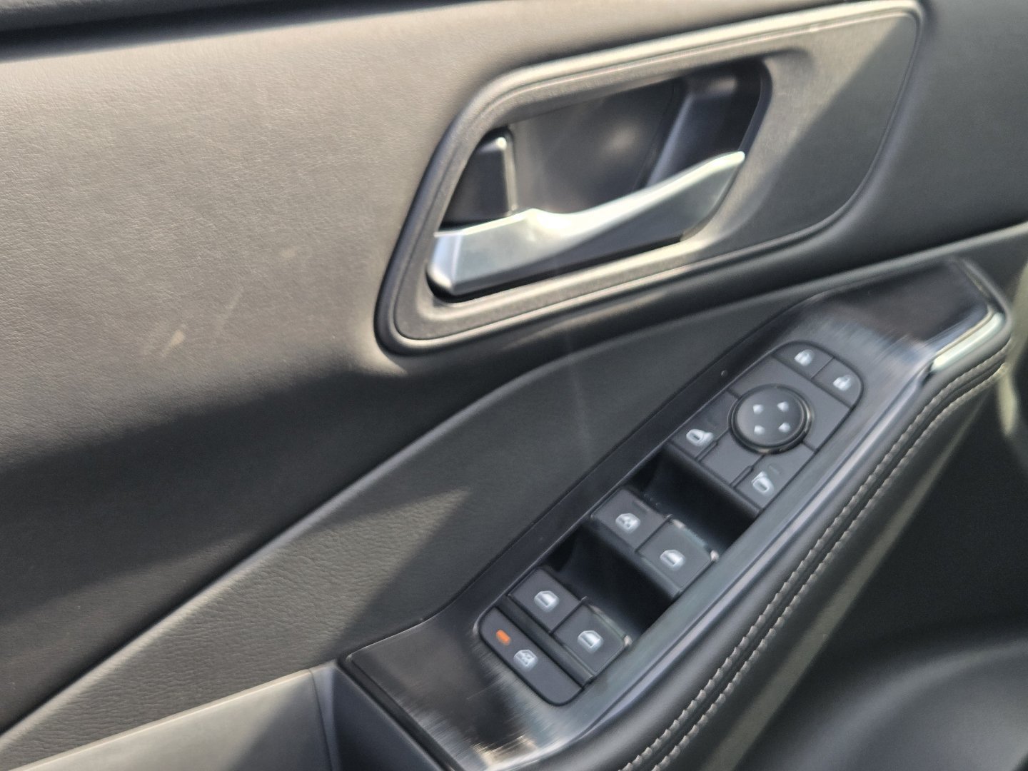 New 2027 Nissan Rogue SV AWD/4WD image 26