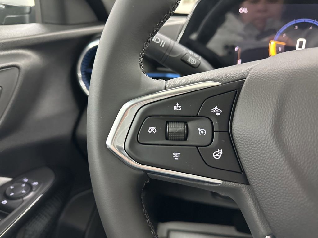 New 2026 Chevrolet Trax LT w/ Driver Confidence Package image 31