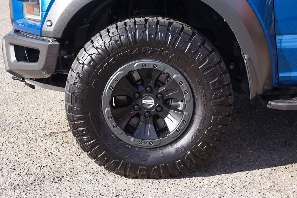 Used 2018 Ford F150 Raptor w/ Equipment Group 802A Luxury image 55