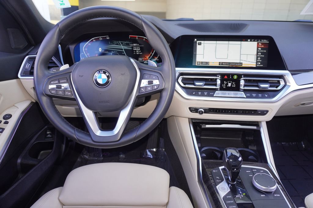 Used 2021 BMW 330i Sedan w/ Driving Assistance Package image 10