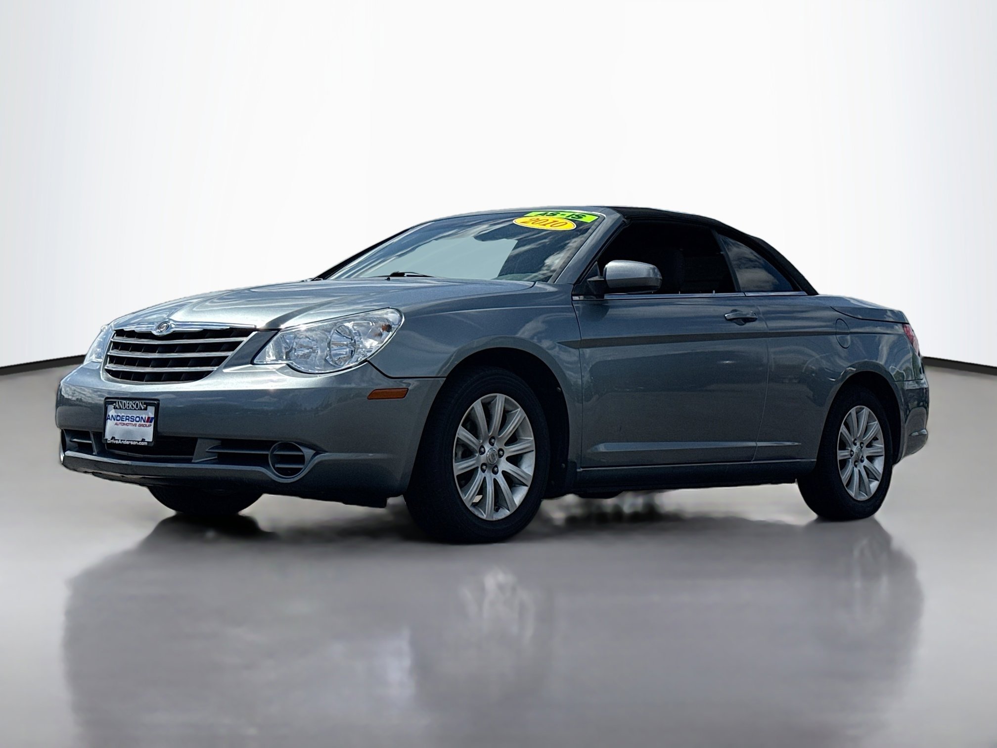Used 2010 Chrysler Sebring Touring FWD image 11