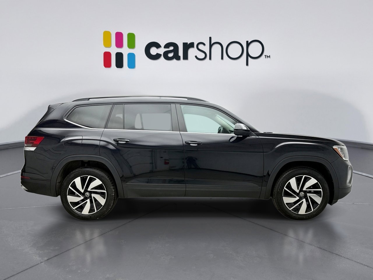 Used 2024 Volkswagen Atlas SE image 6