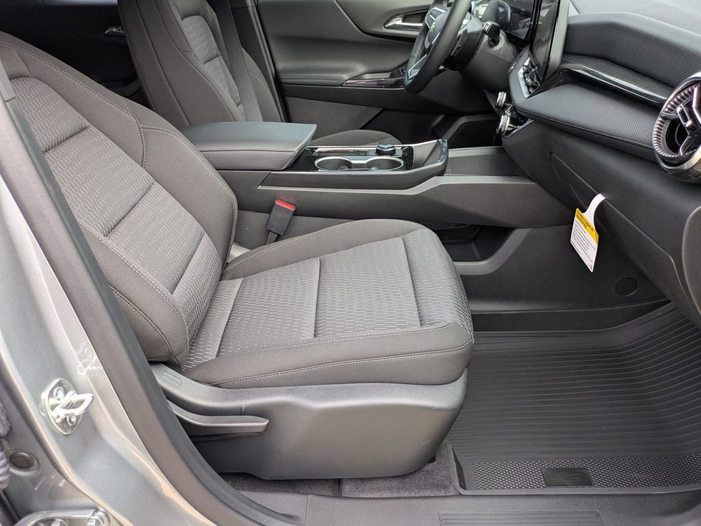 New 2026 Chevrolet Equinox LT FWD image 34