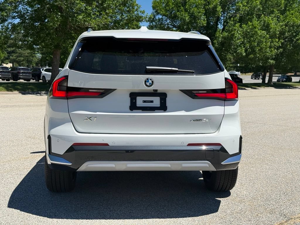 New 2026 BMW X1 xDrive28i AWD/4WD image 5