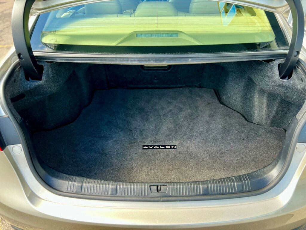 Used 2014 Toyota Avalon XLE Premium image 7