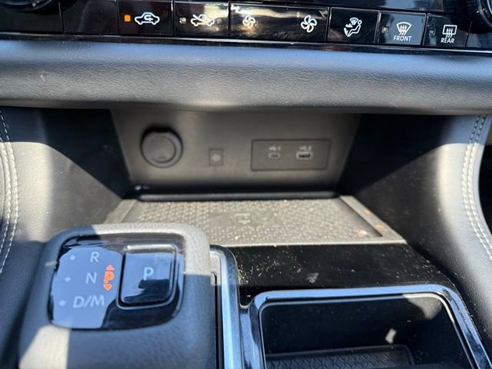 Used 2023 Nissan Pathfinder Platinum w/ Lighting Package (N93) AWD/4WD image 12
