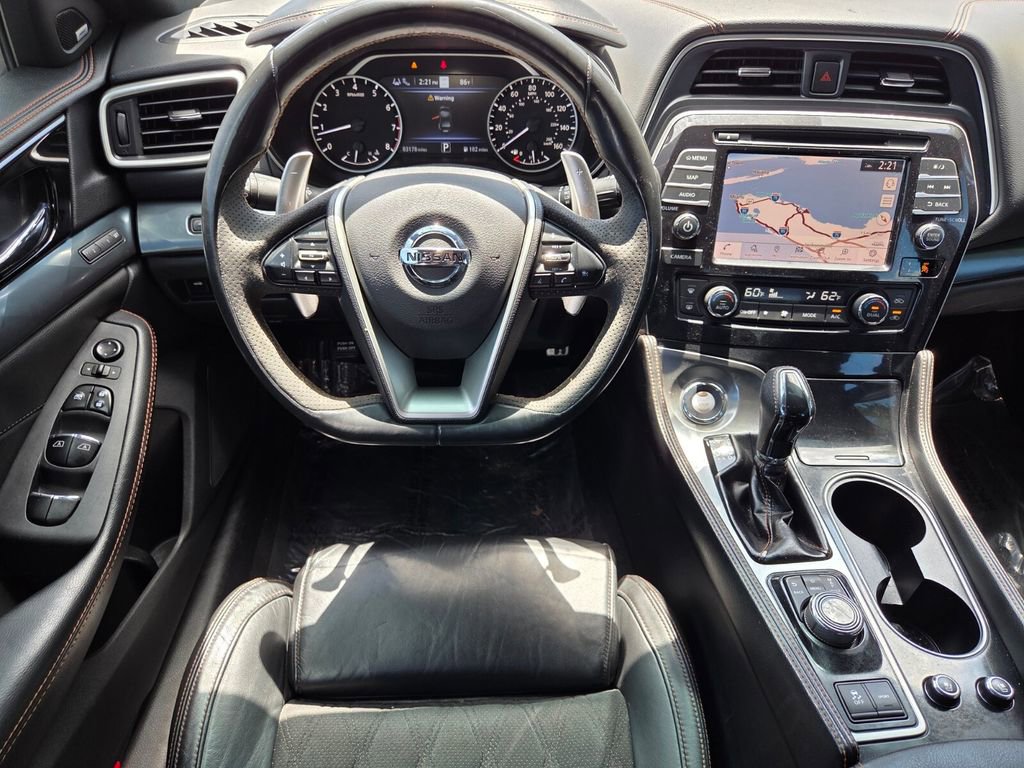 Used 2022 Nissan Maxima SR w/ Sport Mat Group FWD image 15
