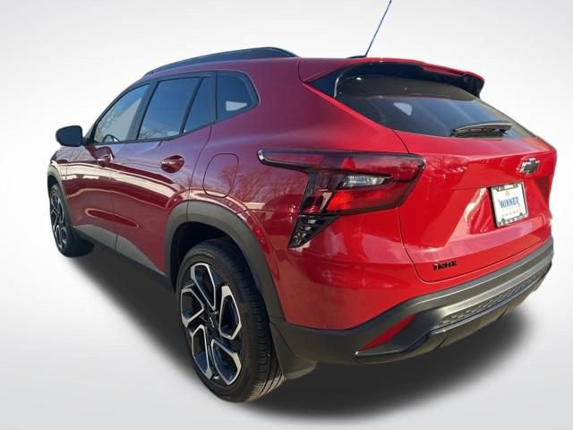 New 2026 Chevrolet Trax RS w/ Sunroof Package image 3