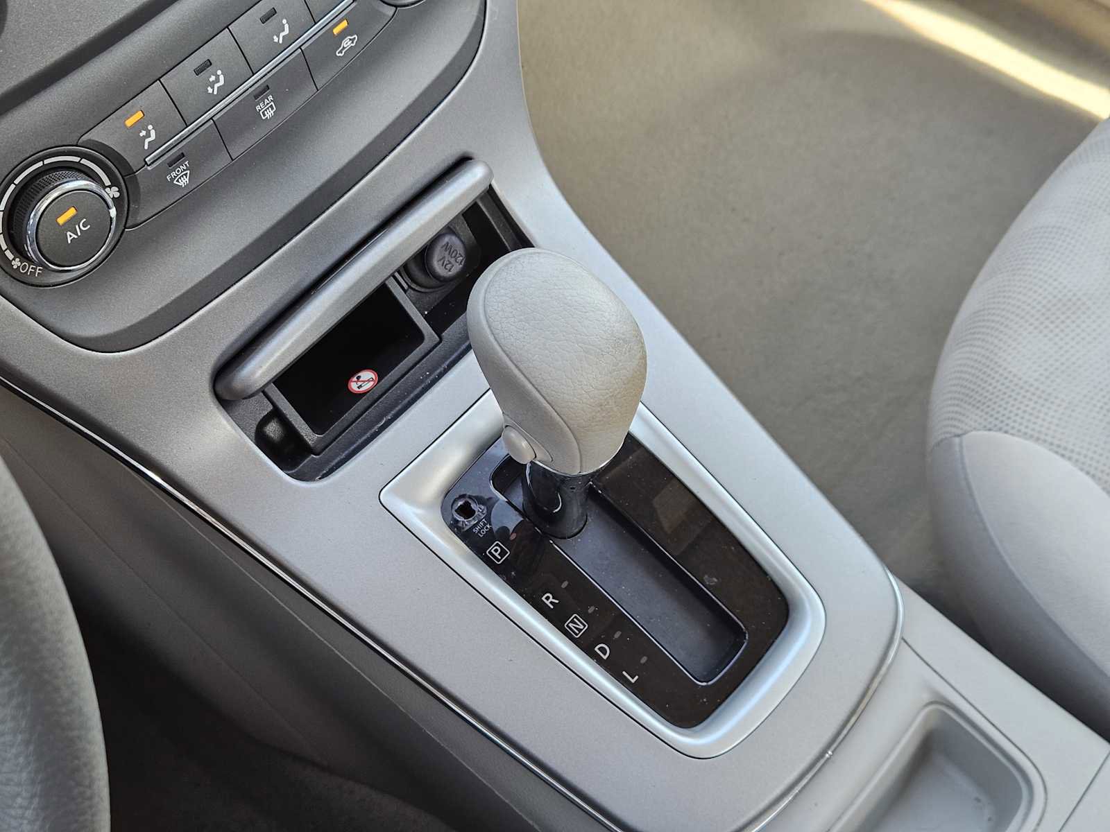 Used 2013 Nissan Sentra SV image 18