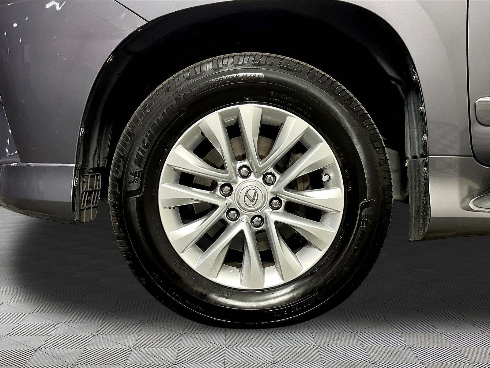Used 2019 Lexus GX 460 Premium AWD/4WD image 35