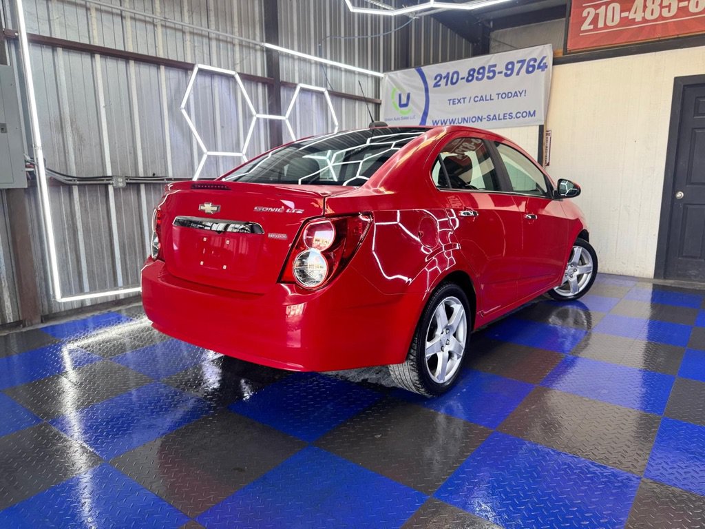 Used 2016 Chevrolet Sonic LTZ FWD image 15