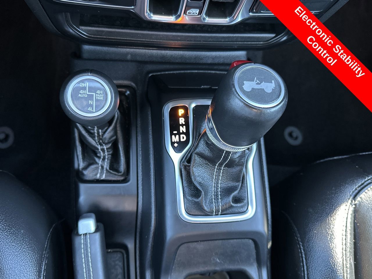 Used 2021 Jeep Wrangler Unlimited Sahara w/ Dual Top Group image 9