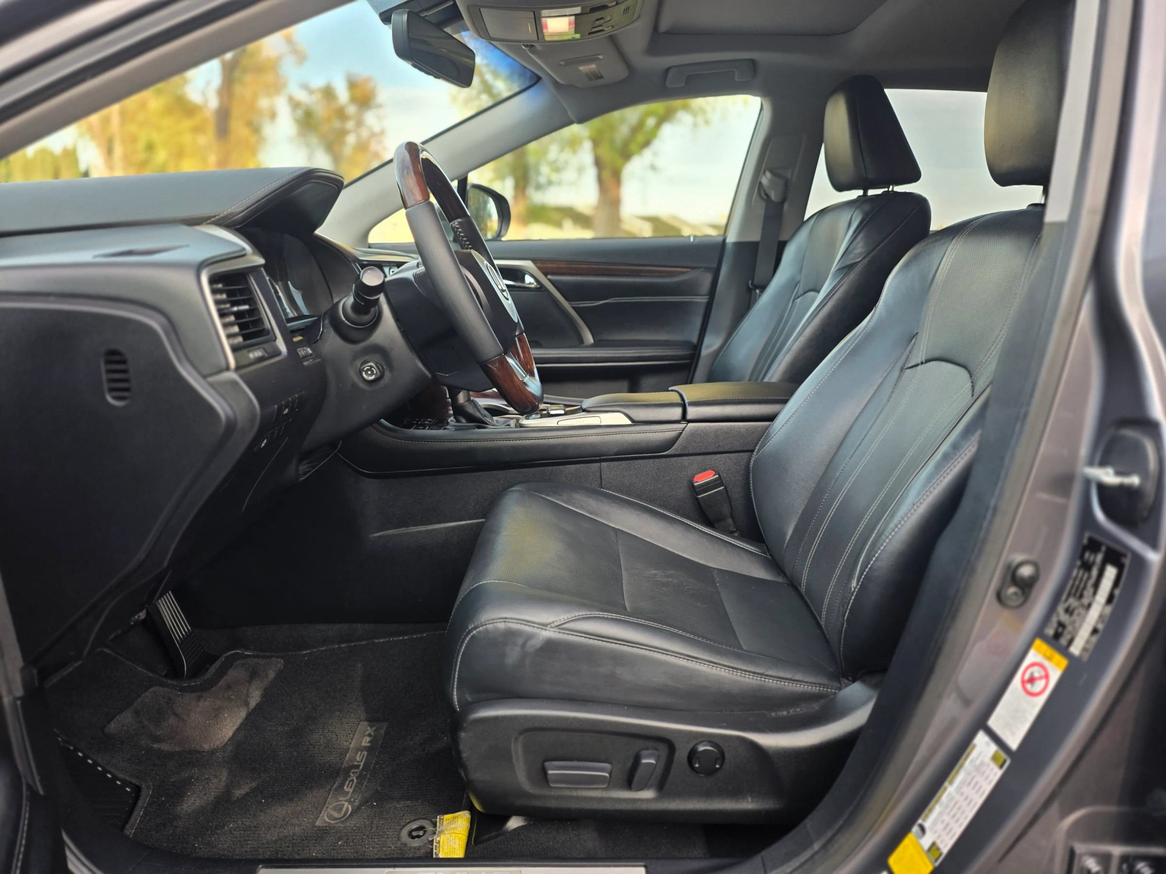 Used 2016 Lexus RX 350 FWD w/ Premium Package image 18