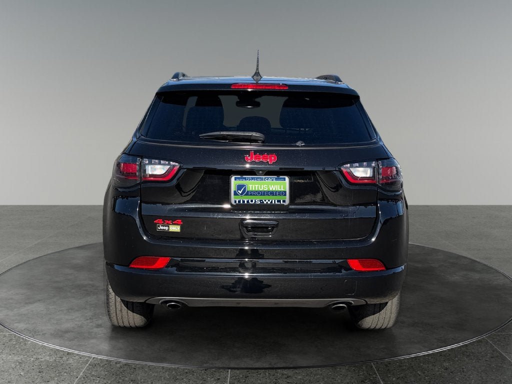 Used 2023 Jeep Compass Limited w/ Elite Group for (Red) Edition AWD/4WD image 9