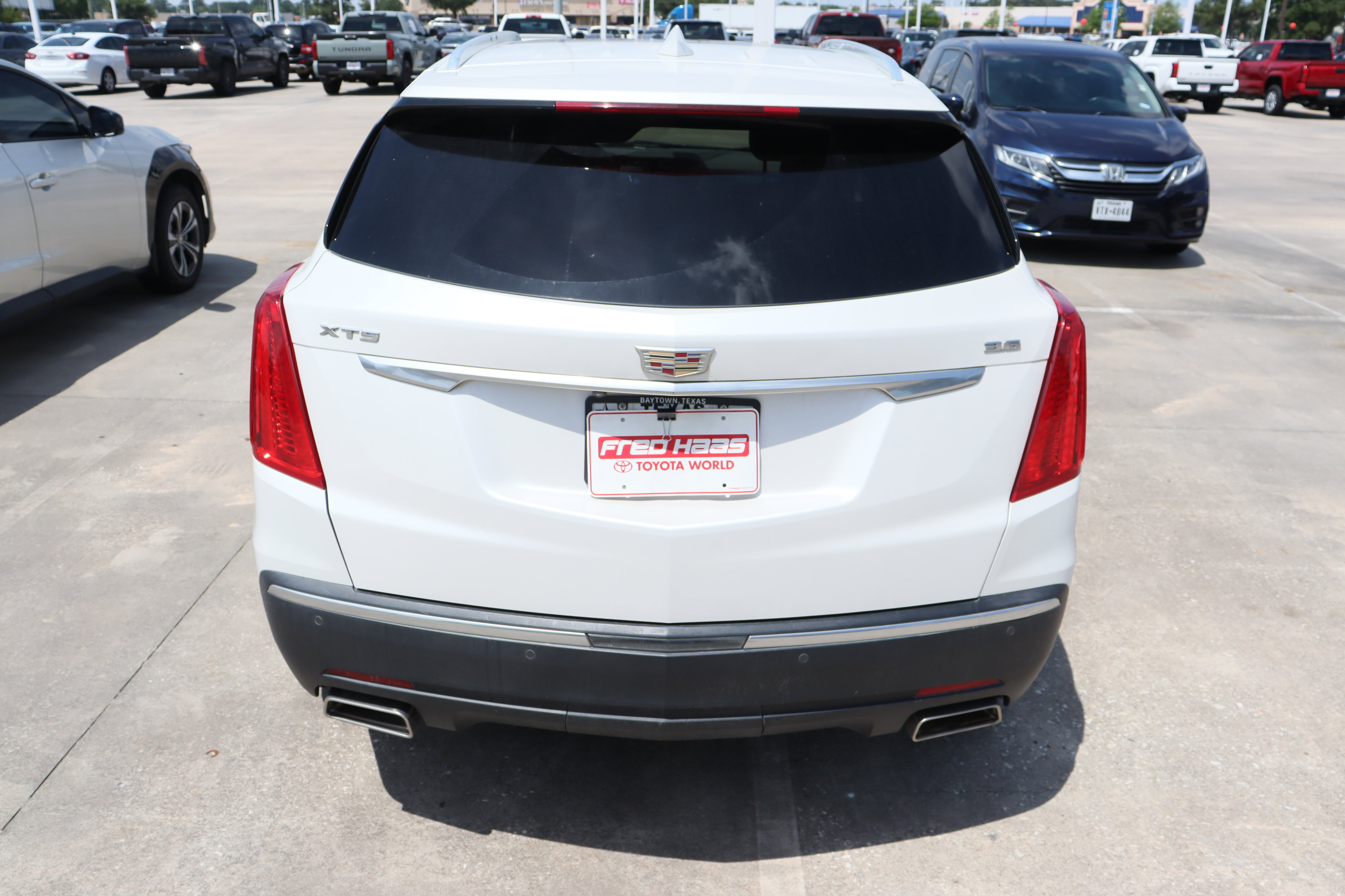Used 2019 Cadillac XT5 Luxury FWD image 9