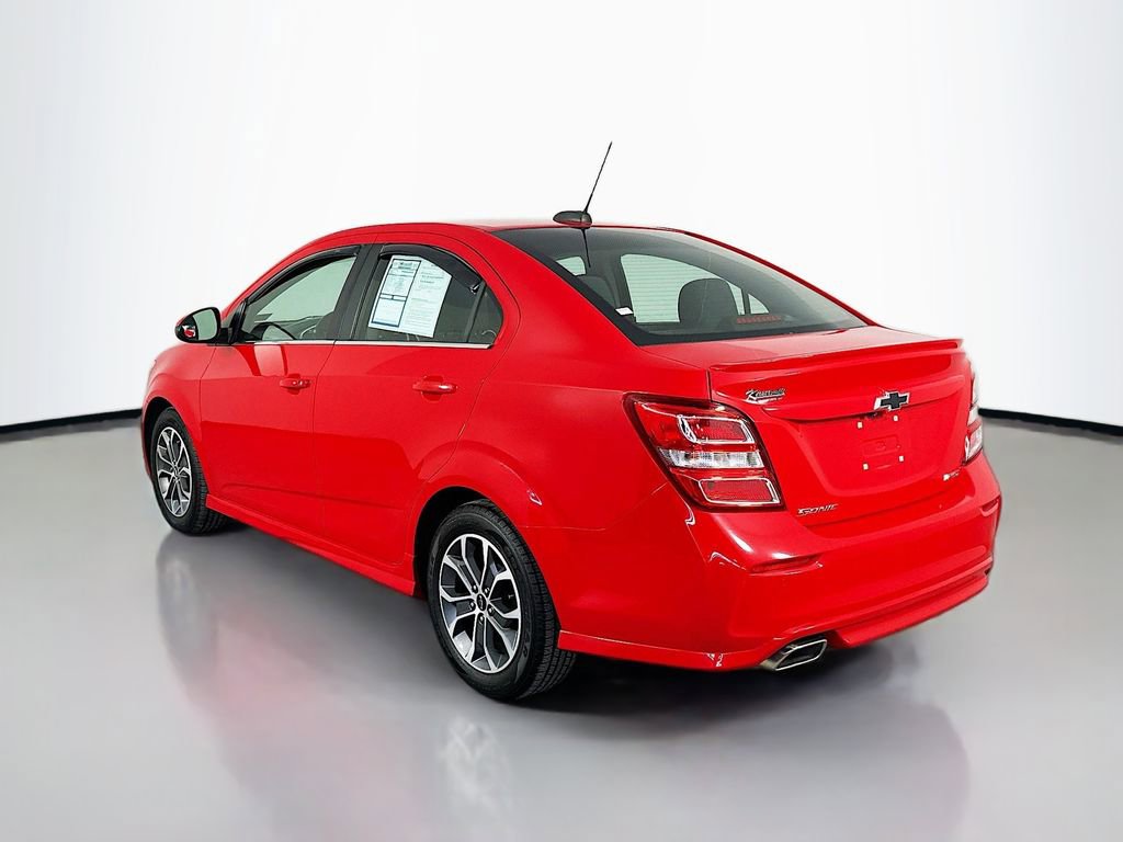 Used 2019 Chevrolet Sonic LT w/ Convenience Package FWD image 5